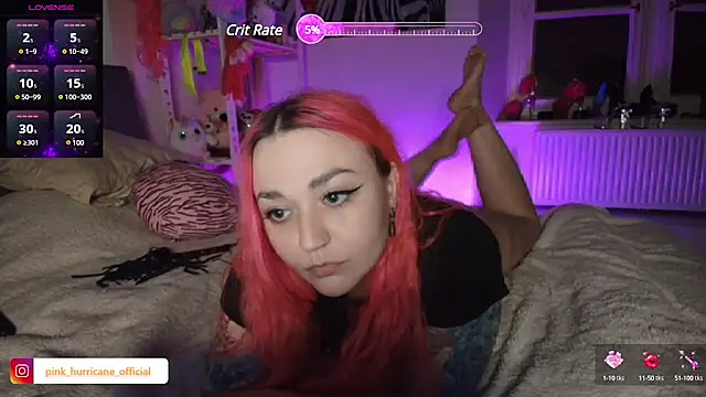 Snapshot of PinkHurricaneOfficial chatting on 02.10.25 PinkHurricaneOfficial online show from 02.10.25