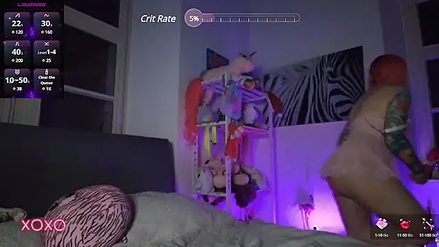 Snapshot of PinkHurricaneOfficial chatting on 02.27.25 PinkHurricaneOfficial online show from 02.27.25