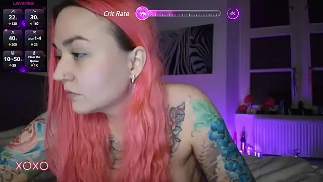 Snapshot of PinkHurricaneOfficial chatting on 03.01.25 PinkHurricaneOfficial online show from 03.01.25