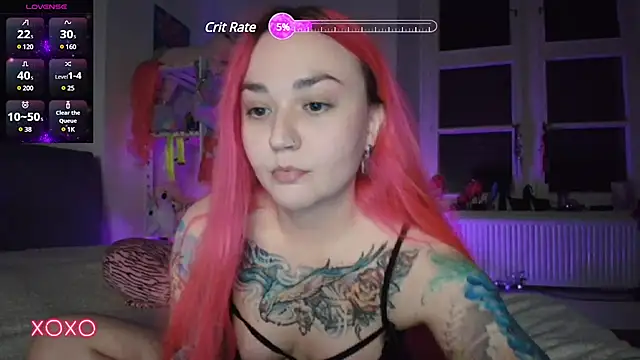 Snapshot of PinkHurricaneOfficial chatting on 03.05.25 PinkHurricaneOfficial online show from 03.05.25