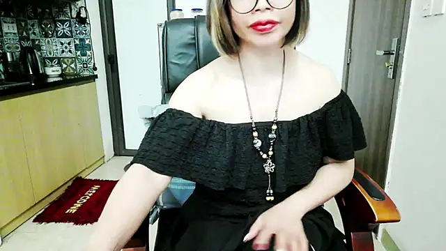 Miu-Le online show from 11.08.25