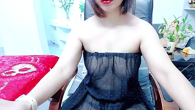 Snapshot of Miu-Le chatting on 05.25.26 Miu-Le online show from 05.25.26