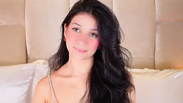 KiraKayleigh1 online show from 10.17.25