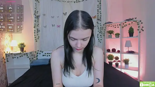 Solar Moon online show from 01.05.25