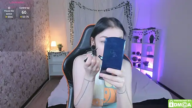 Solar Moon online show from 02.05.25