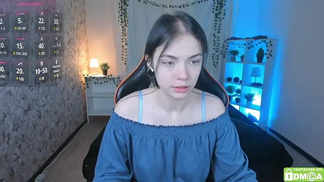 Solar Moon online show from 02.06.25