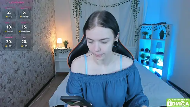Solar Moon online show from 02.21.25