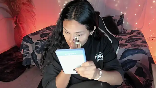 Riana Kean online show from 03.26.26