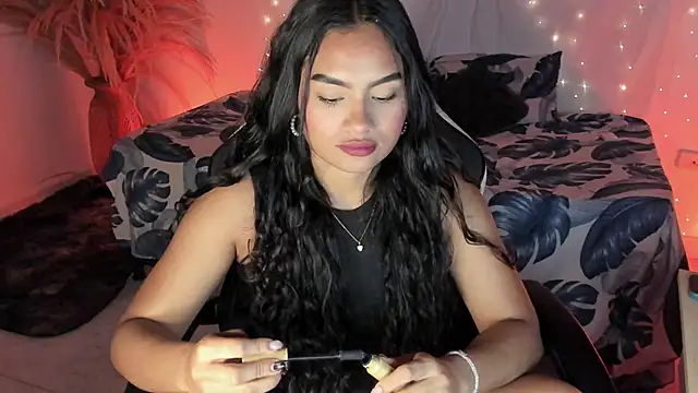 Riana Kean online show from 04.10.26