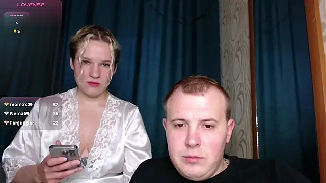 MrMrsRight online show from 02.01.25