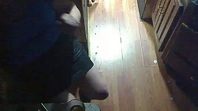 Snapshot of jessicalove99 chatting on 12.22.24 jessicalove99 online show from 12.22.24