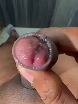 Snapshot of Cum_on_your_tityyy chatting on 11.10.25 Cum on your tityyy online show from 11.10.25