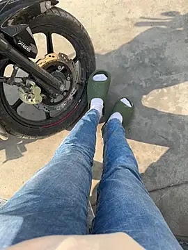 Snapshot of Cum_on_your_tityyy chatting on 01.12.26 Cum on your tityyy online show from 01.12.26