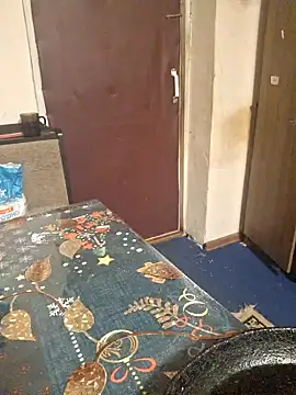 Snapshot of _Kitti_ chatting on 01.21.25  Kitti  online show from 01.21.25