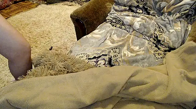 Snapshot of _Kitti_ chatting on 01.24.25  Kitti  online show from 01.24.25