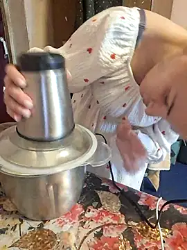 Snapshot of _Kitti_ chatting on 03.20.25  Kitti  online show from 03.20.25