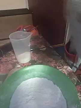 Snapshot of _Kitti_ chatting on 03.23.25  Kitti  online show from 03.23.25