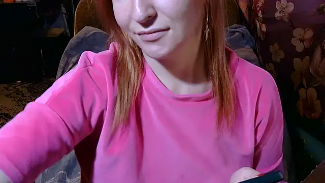 Snapshot of _Kitti_ chatting on 10.19.25  Kitti  online show from 10.19.25