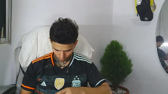 Skartoliver online show from 09.22.25