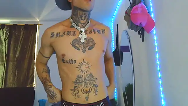 Skartoliver online show from 10.29.25