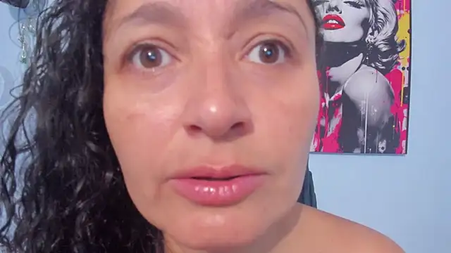  luna  sweet  online show from 09.28.25