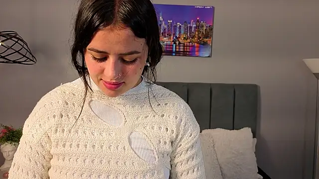 Snapshot of Alli_cooper chatting on 06.18.26 Alli cooper online show from 06.18.26