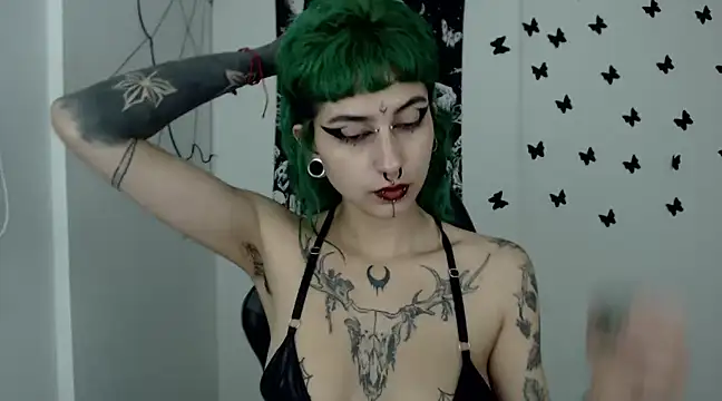 Snapshot of n0sferatus__ chatting on 01.07.25 n0sferatus online show from 01.07.25