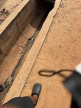 Snapshot of Black-mamba-madingo chatting on 11.16.25 Black-mamba-madingo online show from 11.16.25