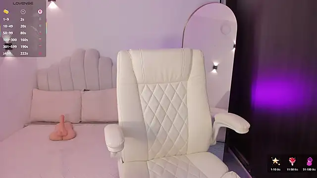 AmberLewis  online show from 02.13.26