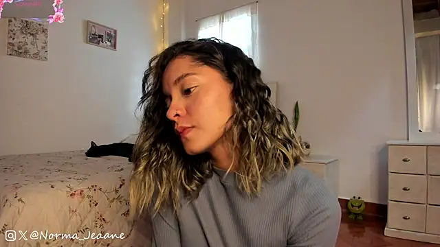 Norma-Jeaane online show from 01.17.25