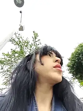 chaymae nah  online show from 04.18.26