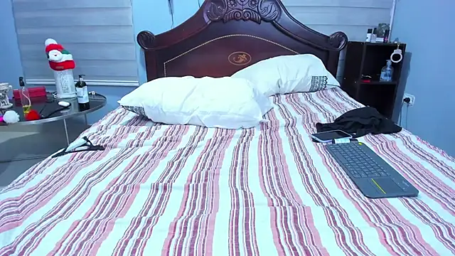 bella-black online show from 01.30.25