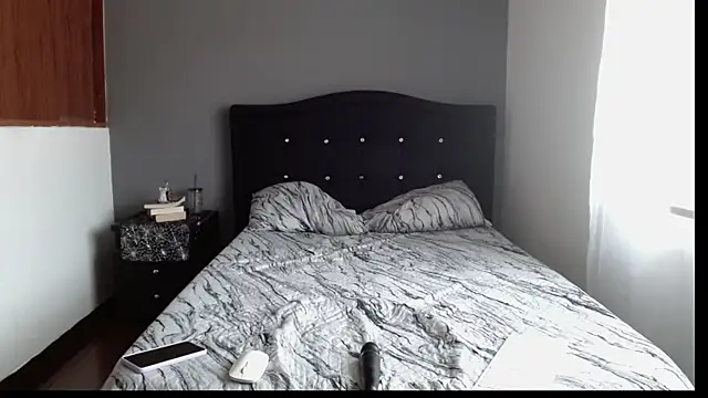 Emilia 1995 online show from 01.11.25