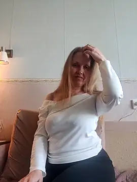 Evelina cute online show from 09.12.25