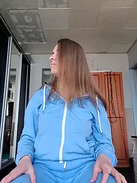 Evelina cute online show from 03.26.26