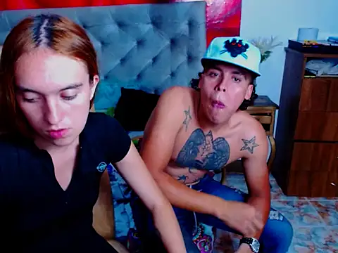 Snapshot of SamuelAndSofy chatting on 10.24.25 SamuelAndSofy online show from 10.24.25