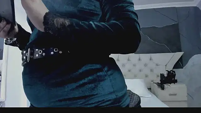 AmberGreyy  online show from 01.30.25
