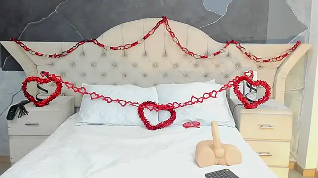 AmberGreyy  online show from 02.14.25