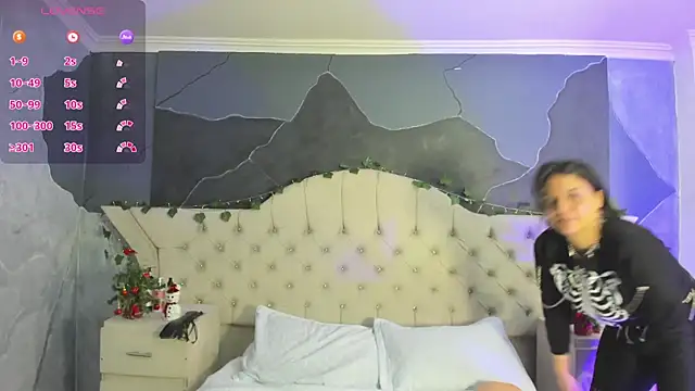 AmberGreyy  online show from 12.04.25