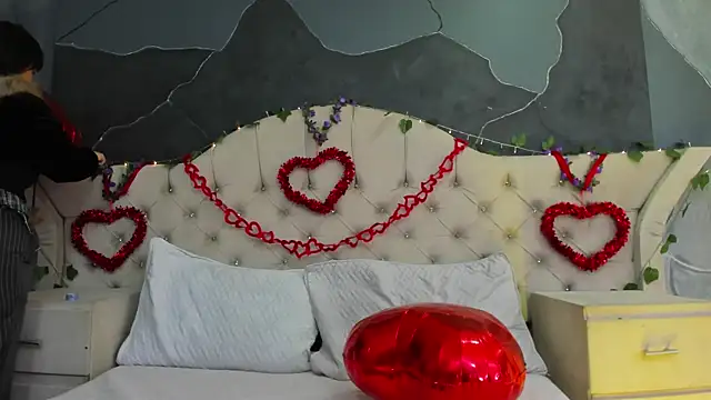 AmberGreyy  online show from 02.14.26