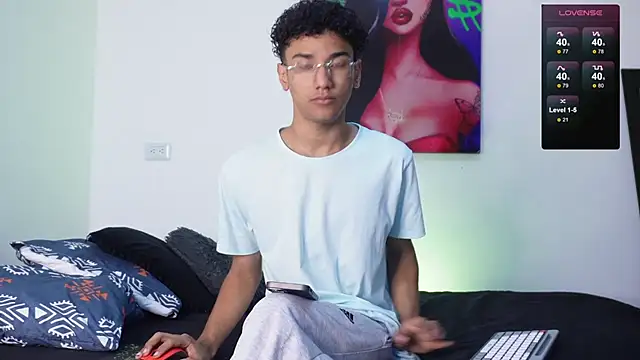 harrytwink18 online show from 01.07.25