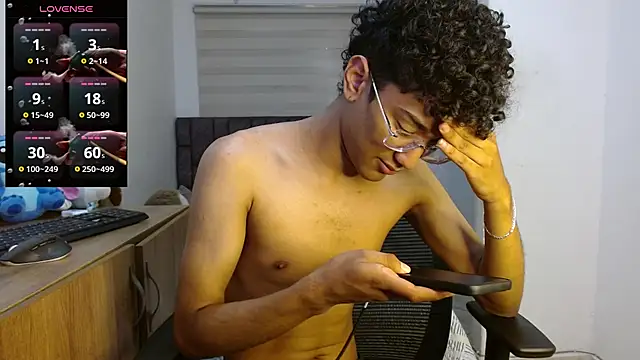 harrytwink18 online show from 09.17.25