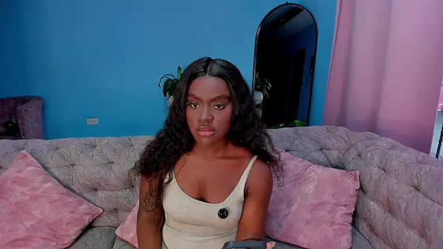 IsabellaBromsS online show from 04.15.26