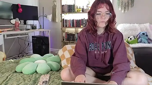 Snapshot of rodeobrii chatting on 02.07.25 rodeobrii online show from 02.07.25