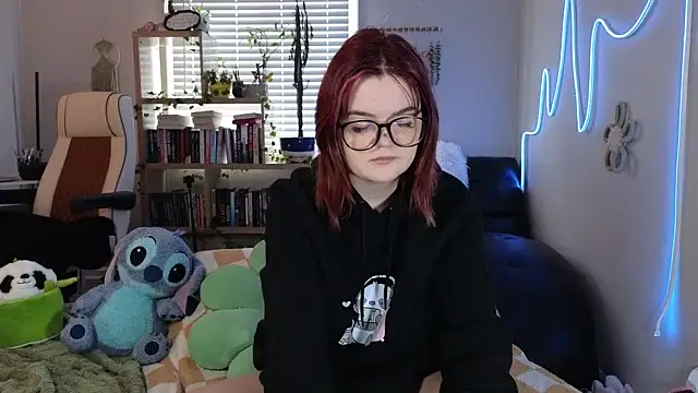 Snapshot of rodeobrii chatting on 02.13.25 rodeobrii online show from 02.13.25