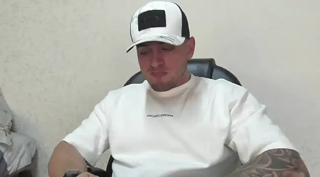 Snapshot of Teilor_Creed chatting on 01.01.25 Teilor Creed online show from 01.01.25