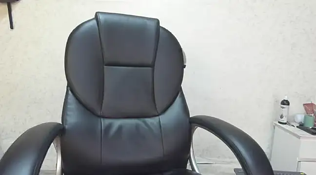 Snapshot of Teilor_Creed chatting on 01.13.25 Teilor Creed online show from 01.13.25