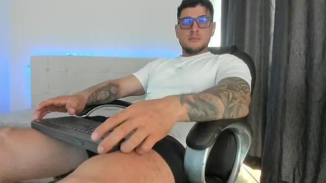 Teilor Creed online show from 03.24.26