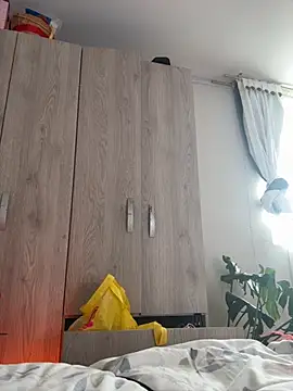 Snapshot of HelennaMoon_ chatting on 10.14.25 HelennaMoon online show from 10.14.25