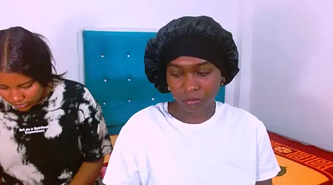 Snapshot of ladypussy69 chatting on 03.15.25 ladypussy69 online show from 03.15.25